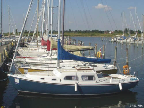 Coronado 25