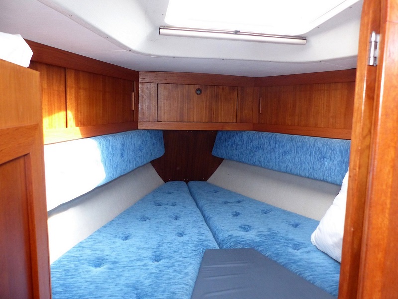 Front cabin