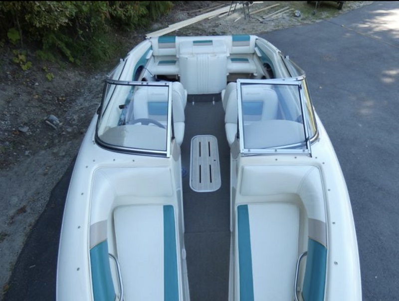 Rinker 180 Bowrider