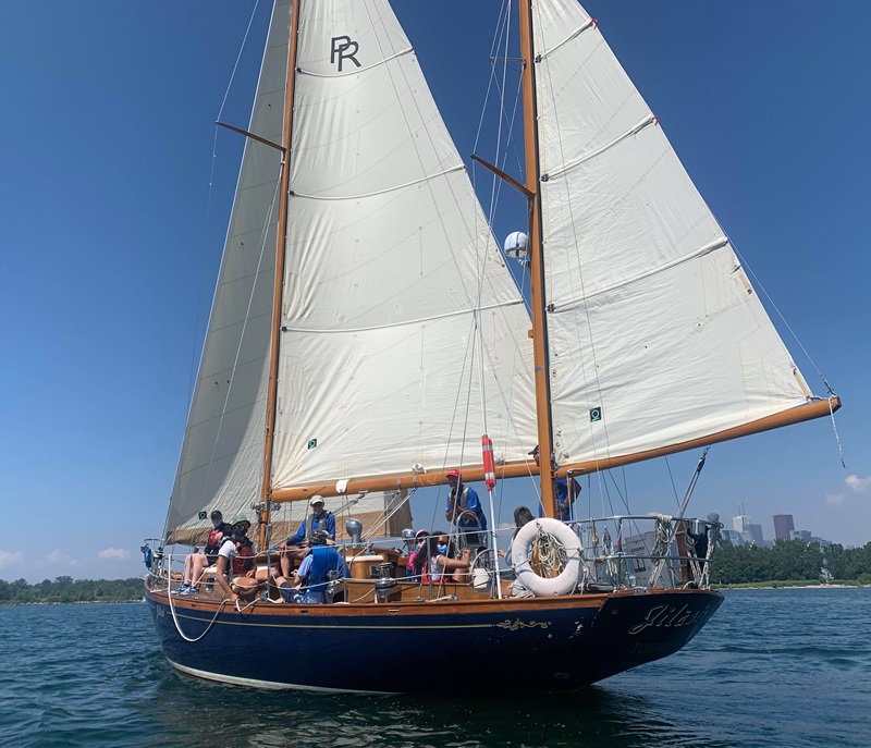 Offshore 40