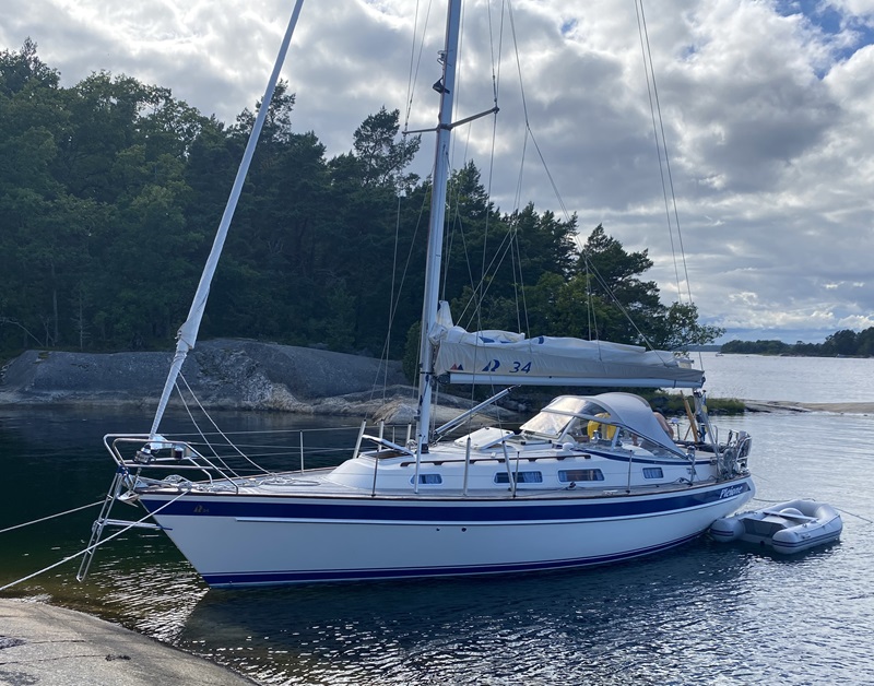 Hallberg-Rassy 34