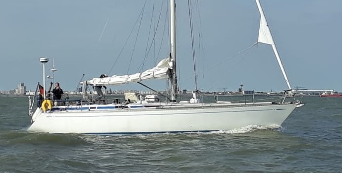 Swan 441