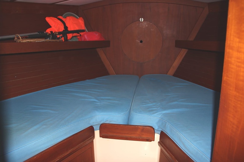 Front cabin